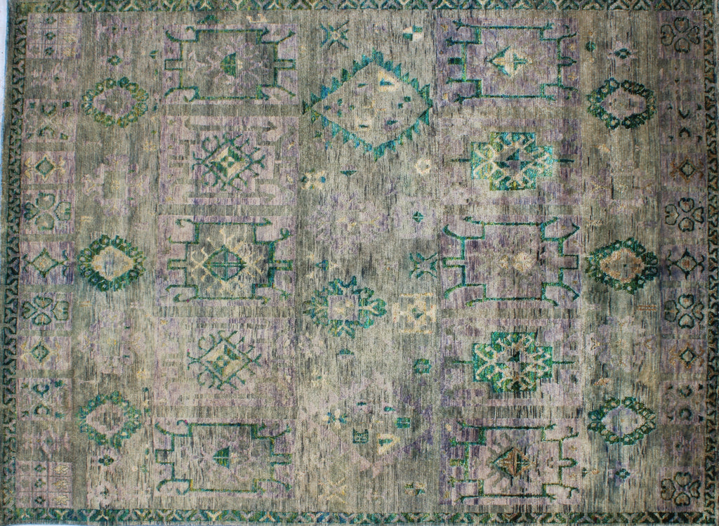 Guja labyrinth green wool and sari silk carpet